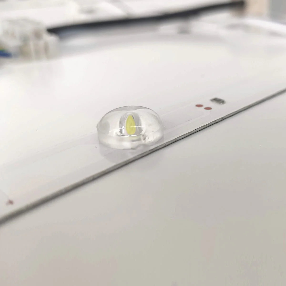 LED Leuchtschild für die Wandmontage einseitig, runde Form